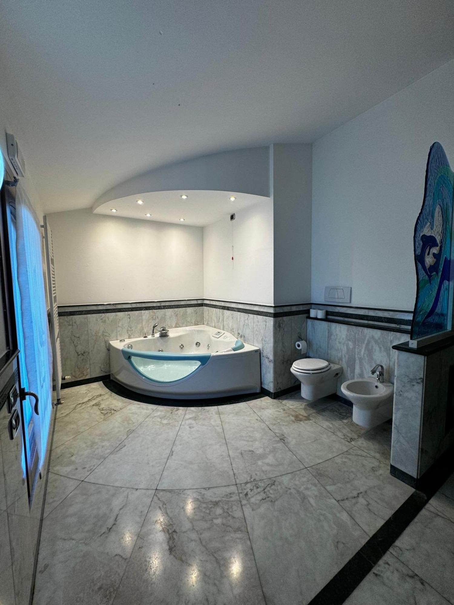 Bed and Breakfast Antico Borgo Di Liteggio Колоньо-аль-Серио Экстерьер фото