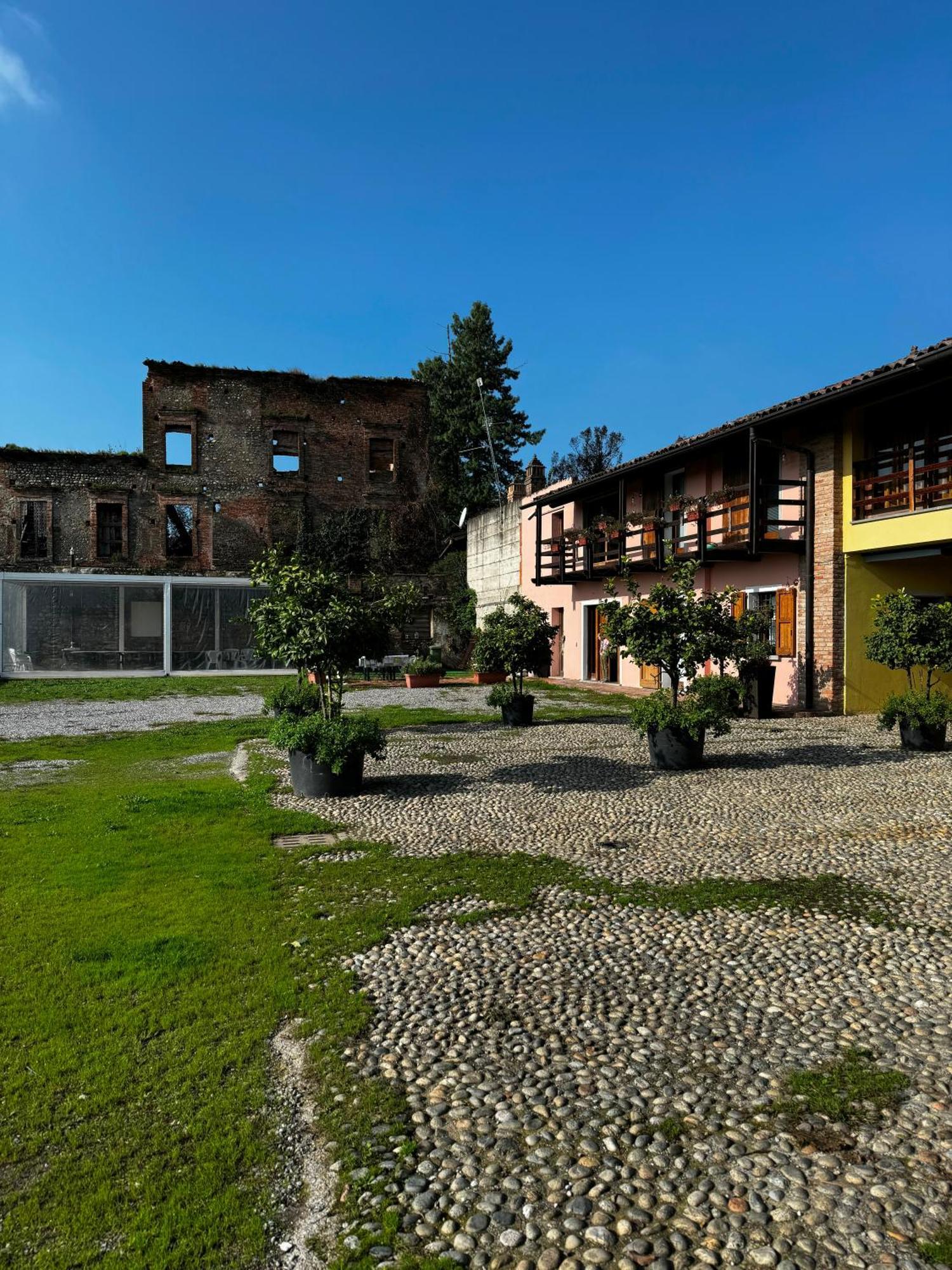 Bed and Breakfast Antico Borgo Di Liteggio Колоньо-аль-Серио Экстерьер фото